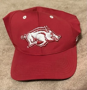 NCAA Red Arkansas Razorbacks Large/ XL Fitted Hat. - Picture 1 of 5