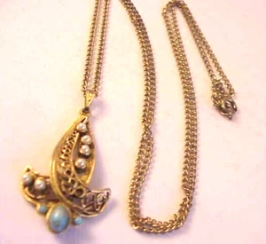 Vintage Gold Tone Pendant Necklace White and Turquoise Color Beads Unsigned - Picture 1 of 5