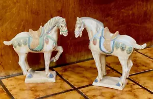 2 VINTAGE TANG HORSES TERRACOTTA POTTERY HORSES FIGURINE STATUES - Picture 1 of 19