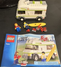 LEGO City: Camper Van 7639 With Minifigues & Instructions