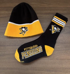 Vintage Hockey Pittsburgh Penguins Beanie and NHL Penguins Socks Bundle - Picture 1 of 6