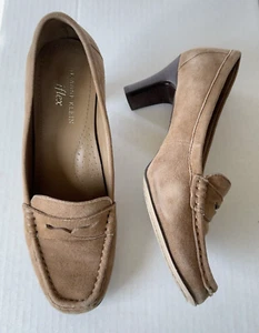 Womens Anne Klein iFlex Shoes Tan Suede Loafer Stacked Heel Beige Sz 7 Preppy - Picture 1 of 10