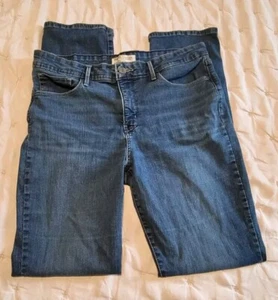 Levi's Signature Totally Shaping Straight Jeans 14L - Picture 1 of 9