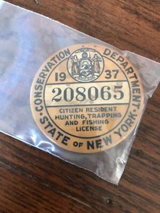 1937 New York Resident Citizen Hunting License Button Special Deer No. 208065-A - Picture 1 of 2