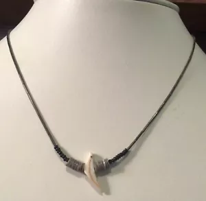 Perline Nativi Americani Argento Sterling Singolo Intagliato Uccellino Fetish Heshi Perline 16" - Foto 1 di 3