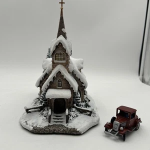 Thomas Kinkade Hawthorne Christmas Village Light of Hope Church w/ Car - Picture 1 of 14