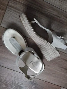 Lauren Blakwell Damengröße 6 goldfarben schimmernd Riemen Keilabsatz Plateau Sandale - Bild 1 von 6