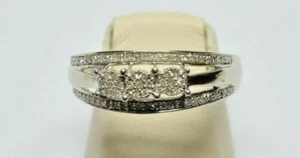 10K massiver Weißgold rein natürlicher 0,67 TCW Diamant Cluster Ring H SI1 Größe 8 - Bild 1 von 5