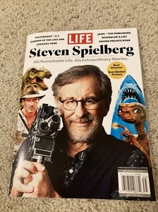 STEVEN SPIELBERG GREAT MOVIE DIRECTOR AT 75 LIFE MAGAZINE 2023 - Picture 1 of 2