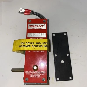 Namco DANAHER CONTROLS EA150-30223 / EA15030223 Limit Switch, HIL - Picture 1 of 3