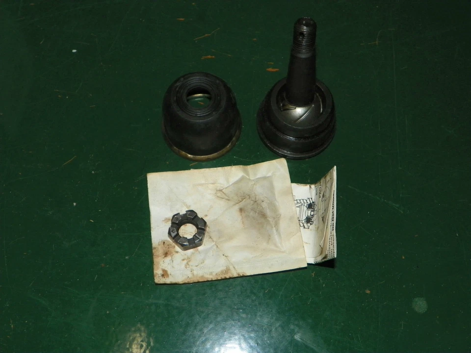 Chevrolet/Pontiac Camaro 1970-1983, rótula inferior Firebird  Foto 1 de 1