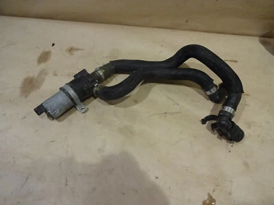 Ferrari California - Bomba de agua auxiliar-mínima para aire acondicionado - P/N 65460300 Foto 1 de 4