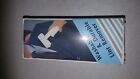VINTAGE RETRO BOXED WASHABLE AND DURABLE LINT REMOVER