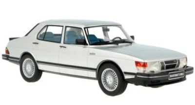 SAAB 900 Turbo - 4 Door - 1981 - silver - CULT 1:18 - Immagine 1 di 4