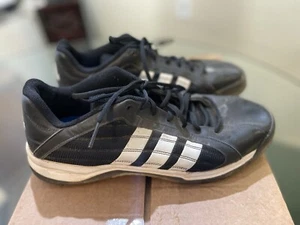 ADIDAS MENS SOFTBALL RUBBER CLEATS. SIZE - 12-1/2. ( BLACK ). - Picture 1 of 13