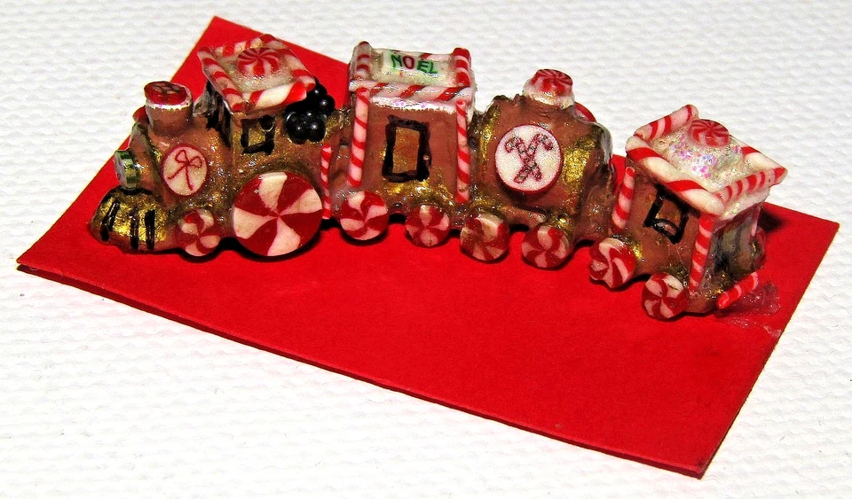 De colección Casa de Muñecas Miniaturas Bastón de Caramelo Pan de Jengibre Juguete Tren Navidad Noel Foto 1 de 4