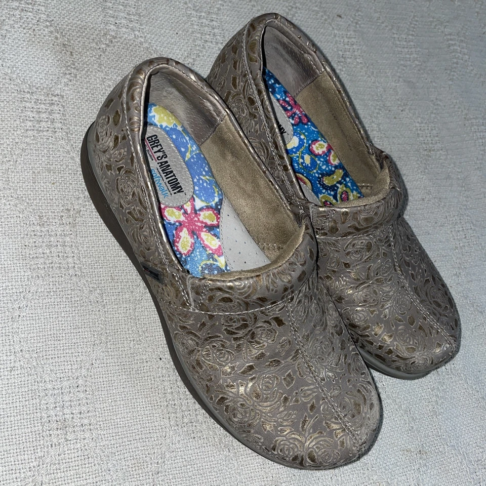 Grey’s Anatomy Nursing Shoes Womens Size 7.5 M Beige Leather Floral Clinic Work - Image 1 of 4