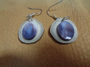 Handmade 7/8" Antler & Purple Wampum Drop Earrings - Picture 1 of 2