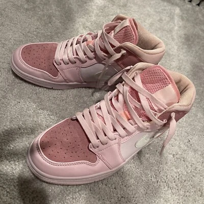 Talla 8 - Air Jordan 1 Mid Digital Rosa W Foto 1 de 4