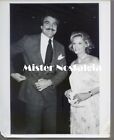 Tom Selleck and wife Jacqueline Ray candid vintage 1977 photo