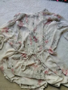 American Rag Sheer Floral Lightweight Tie Back V Neck Blouse - Picture 1 of 10