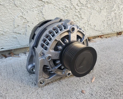 Alternador compatible con Honda Civic Accord CR-V 1,5 L (2018-2023) 135 AMPERIOS 104211-4340 Foto 1 de 4