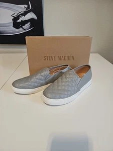 STEVE MADDEN WOMEN'S QUILTED SLIP ON SNEAKER, LT GREY, SIZE 9. New In BOX!! - Picture 1 of 5