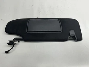 Visiera parasole lato destro Ford USA MUSTANG Cabrio 2019 - Foto 1 di 10