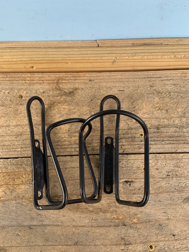 2 jaulas negras para botellas de agua Forte MTB bicicleta de carretera tour-se adapta a Schwinn Trek Foto 1 de 4