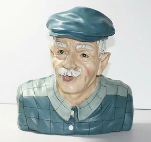 WMG Old Man Busto 2004 Nonno Golfista Statua Figura in Resina 8,5" - Foto 1 di 7