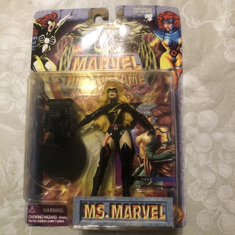 MS. MARVEL (Black Suit) Marvel Hall of Fame Figure Nimrod card Cover