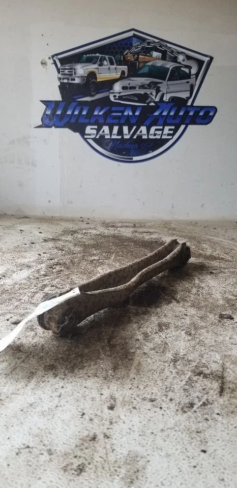 Brazo de control inferior del pasajero brazo de localización trasero compatible con 88-92 MAZDA 626 1079084 Foto 1 de 2