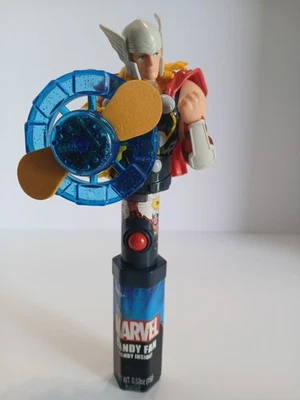 Abanico de caramelos iluminado Marvel Thor sin probar y funcionando caramelos sin abrir incluidos Foto 1 de 4