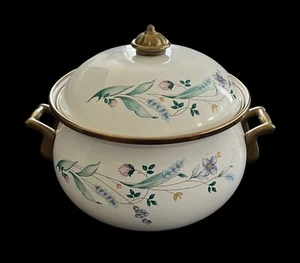 Vintage Pfaltzgraff April 2.5 QT Covered Casserole with Lid Metal Enamel 7” - Picture 1 of 5