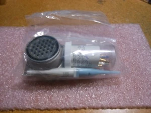 MATRIX CONNECTOR WITH CONTACTS PART # M83723/21R2428X - Picture 1 of 3