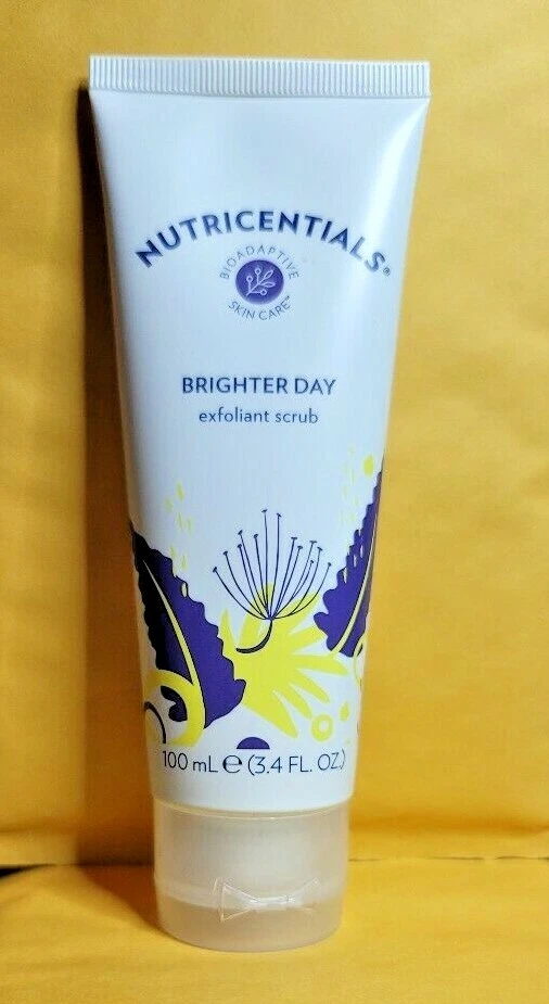 Nu Skin NUTRICENTIALS Brighter Day Exfoliant Face Scrub  - Image 1 of 1