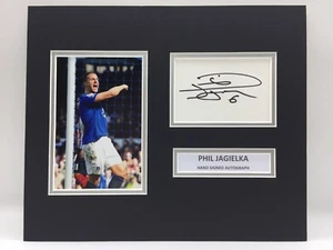 RARO espositore fotografico firmato Phil Jagielka Everton + AUTOGRAFO CERTIFICATO DI AUTENTICITÀ - Foto 1 di 3