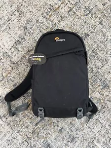Mochila para cámara Lowepro LP37136-PWW m-Trekker BP 150 negra - Imagen 1 de 10