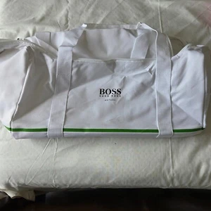 HUGO BOSS WEEKENDER BAG PURE WHITE DUFFLE NEW - Picture 1 of 2