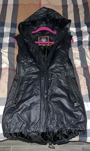 Vince Camuto: Rain Vest/Trench with Zipper & Perforated Detail (Sz. XS) - Picture 1 of 8