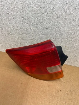 2000 to 2002 Toyota Celica Left Driver LH Side Tail light R4787 DW - Image 1 of 4