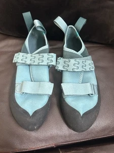 Butora Men’s Climbing Shoes Size 9 - Picture 1 of 8