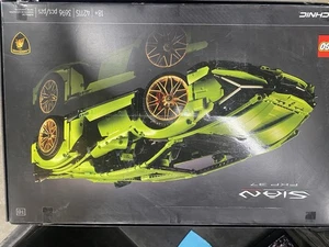 LEGO TECHNIC: REPLICA LAMBORGHINI SIAN FKP 37 (42115) - Foto 1 di 6