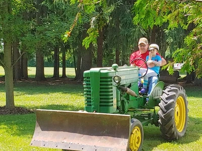 1952 John Deere M Tractor - Image 1 of 4