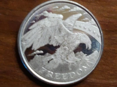1/4 Oz Silver American Eagle Round - Image 1 of 2