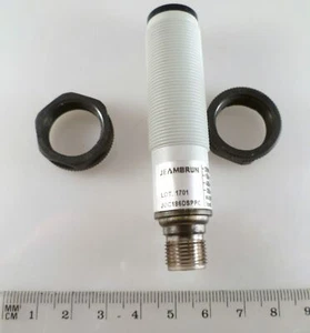 Sensor de proximidad Jeambrun JOC186DSPPC 10-30 VDC 100mA EB5N3-5a - Imagen 1 de 4