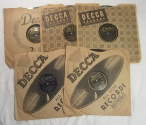 5 ANDREWS SISTERS 78's -- Lullaby of Broadway, WEDDING OF LILI MARLENE, Muskrat - Picture 1 of 11