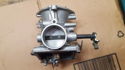 Carrocería carburador delantero derecho Honda VF1100 C MAGNA V65 1984 #4 CÓDIGO VD70C (A) Foto 1 de 4