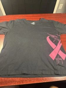 Camisa XL negra con cinta rosa concientización sobre el cáncer de mama Guy Harvey - Imagen 1 de 5