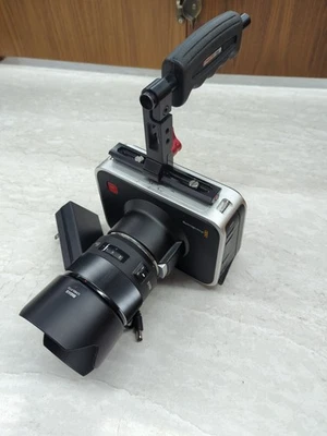 Blackmagic Cinema Camera 2.5K Meike 85mm Lens - Image 1 of 4